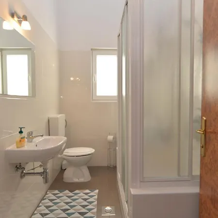 Bernarda 1773 Apartmán Banjole