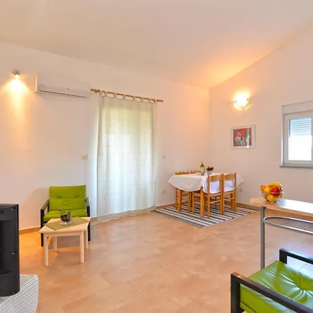 Apartman Bernarda 1773 Banjole